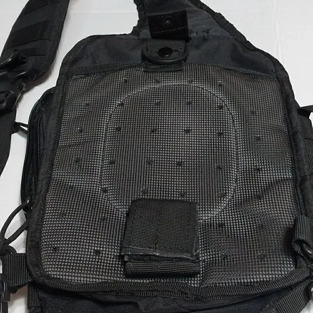 Fox Tactical Compact EDC Sling Bag...EUC - Picture 4 of 5